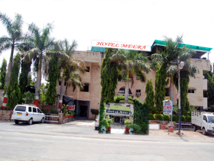 Hotel Meera Chittorgarh Dış mekan fotoğraf